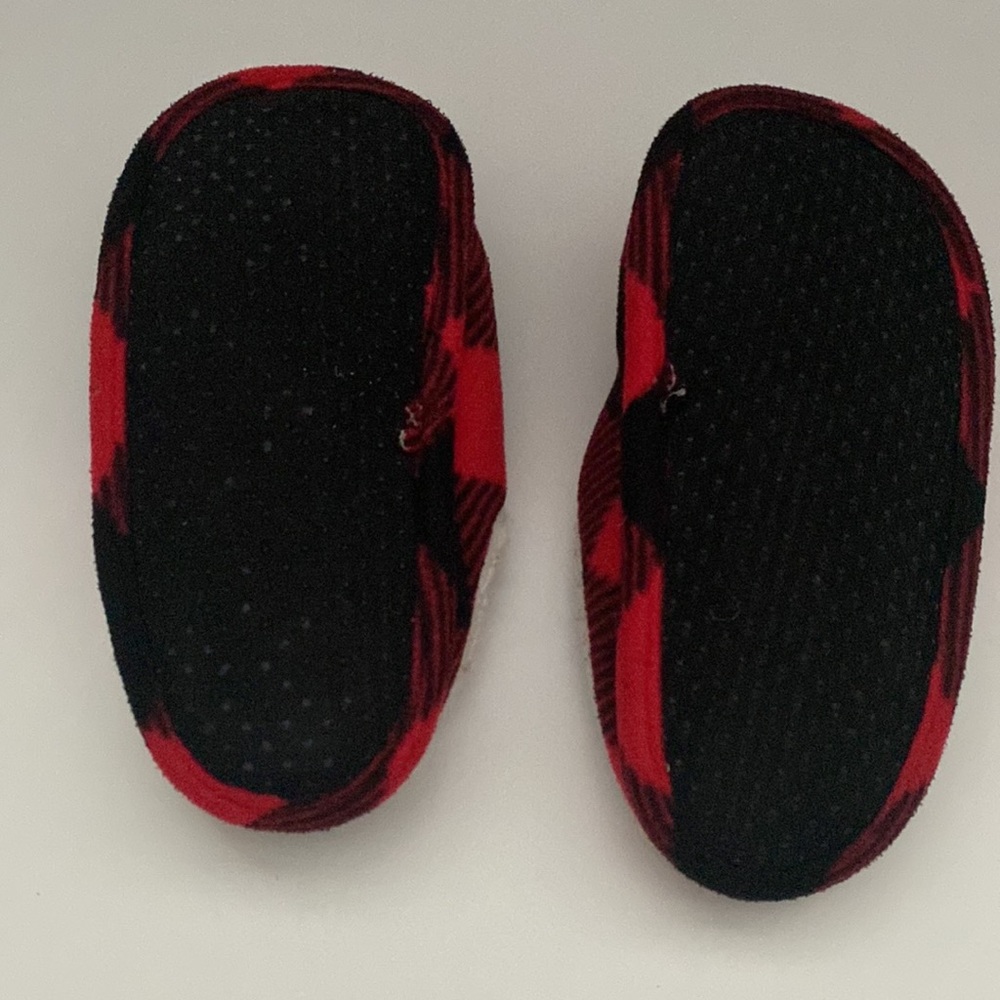 unisex Buffalo plaid toddler size 10/11 slippers - Picture 3 of 3